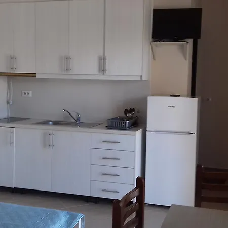 Stela Apartment Ksamil