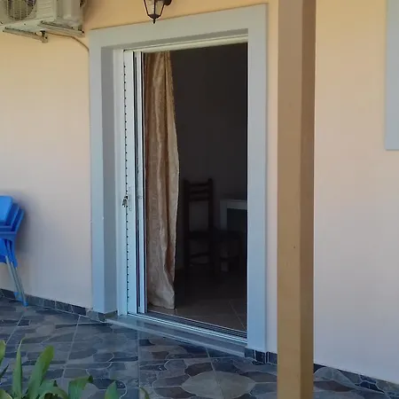Stela * Ksamil